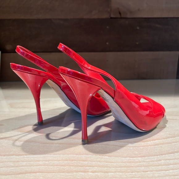 Miu Miu red sling back criss cross heel - Picture 4 of 7